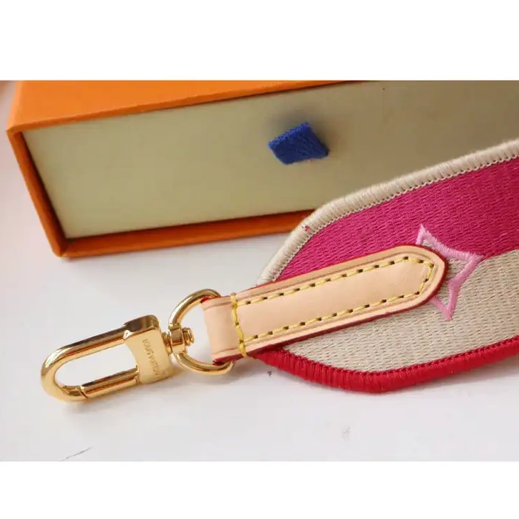 Fashionrepsfam ru 2111DJ0022 LV Bags 0629